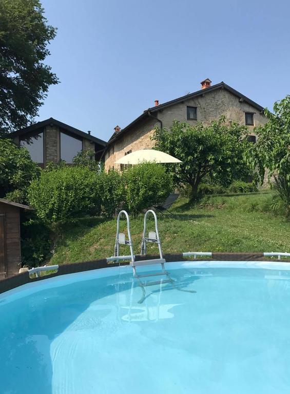 Agriturismo La Costa - Casa Vacanze Rovagnate Exterior photo